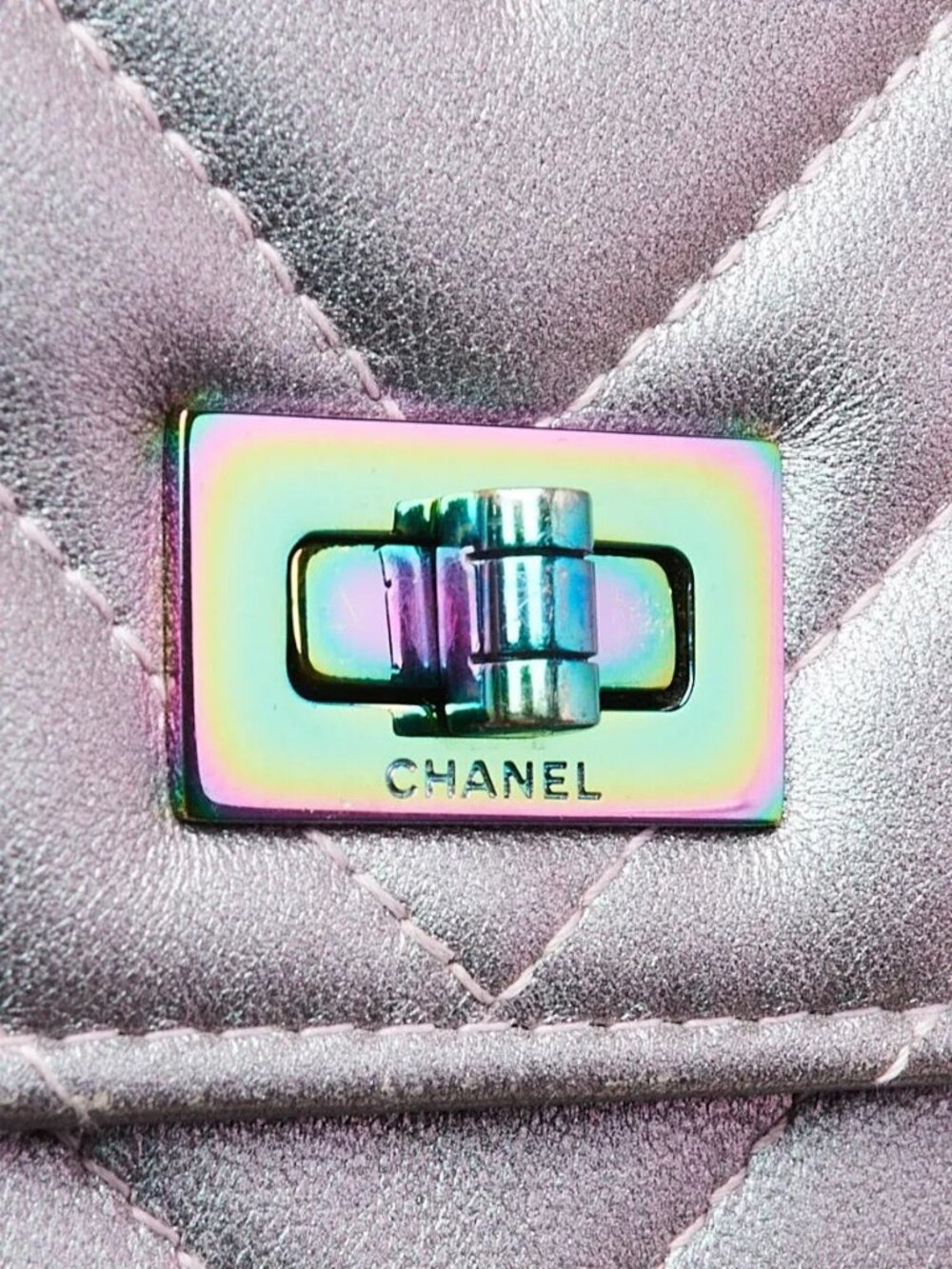 Chanel Purple Iridescent Quilted Lambskin Leather Reissue WOC Clutch Bag - Picture 4 of 10